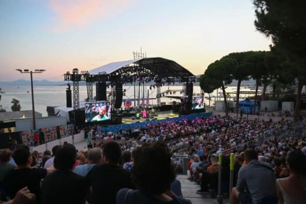 Juan Les Pins 2 Pieces 50M2 Daire Antibes